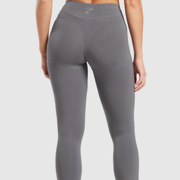 Gymshark Pants - BNWT GYNSHARK Rest Day Bootcut Leggings BRUSHED GREY WITH MATCHING TANK XS
